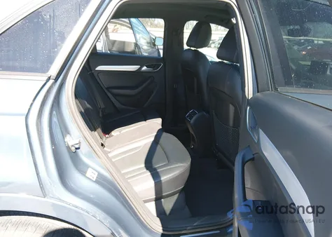 2018 Audi Q3 2.0T Premium/2.0T Sport Premium z USA, uszkodzony, nr VIN WA1BCCFS9JR013041